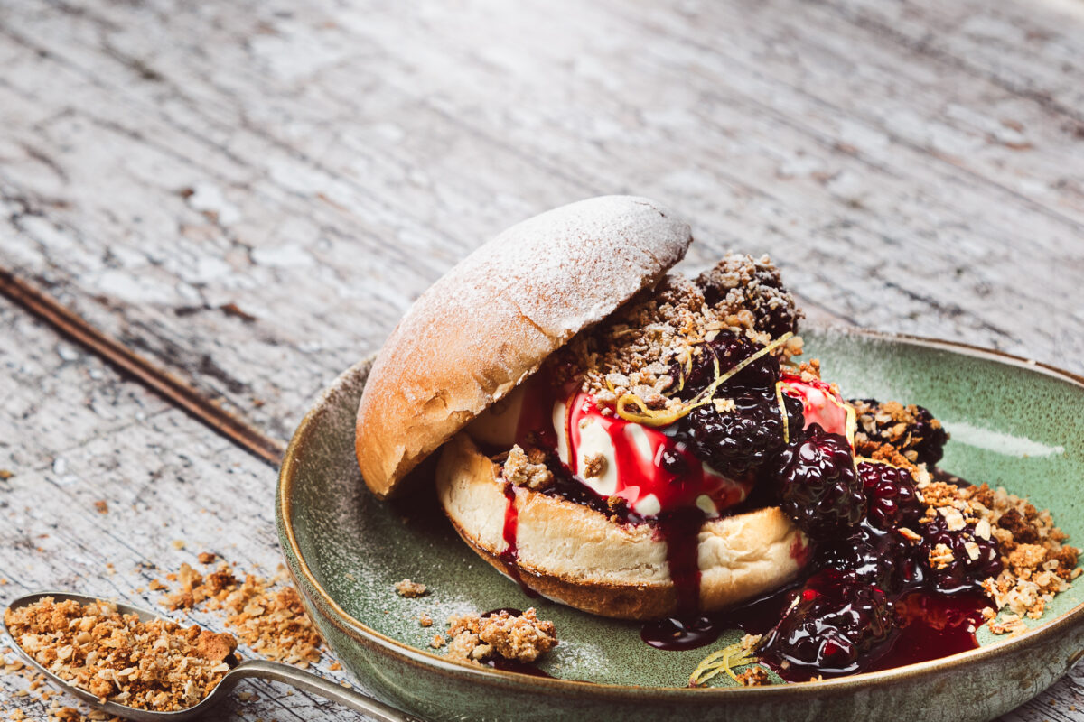 Crumble Ice Cream Burger